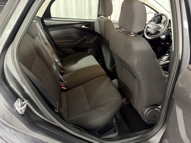 Used 2018 Ford Focus SE image 8