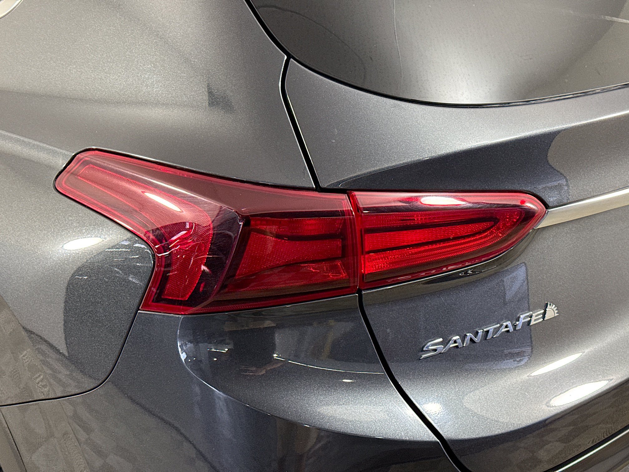 Used 2020 Hyundai Santa Fe SEL w/ Convenience Package FWD image 36