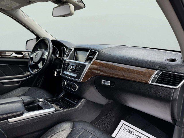 Used 2014 Mercedes-Benz GL 450 4MATIC image 54