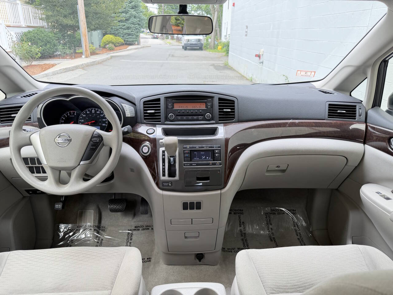 Used 2014 Nissan Quest S FWD image 23
