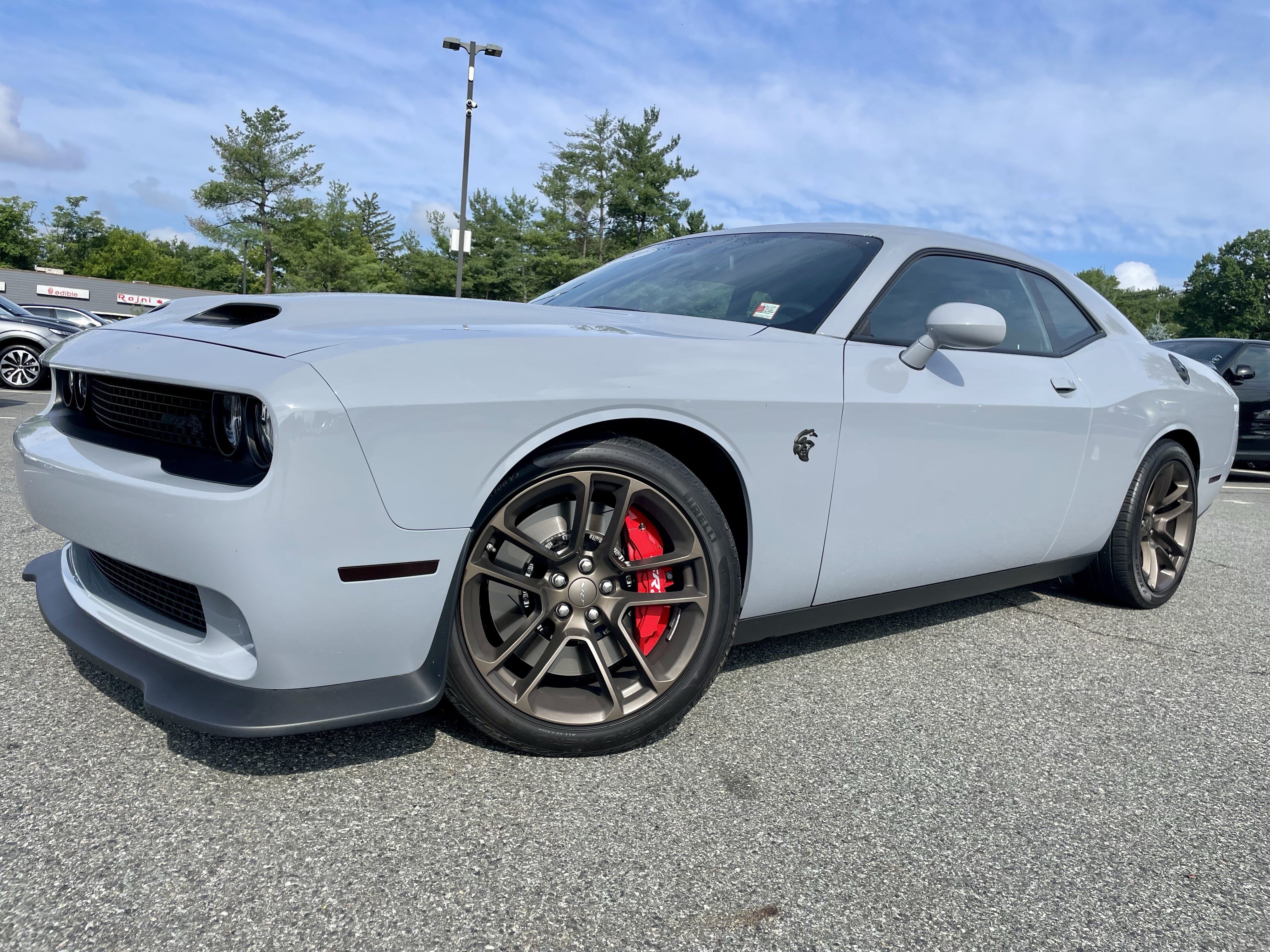 Used 2021 Dodge Challenger SRT Hellcat RWD image 33