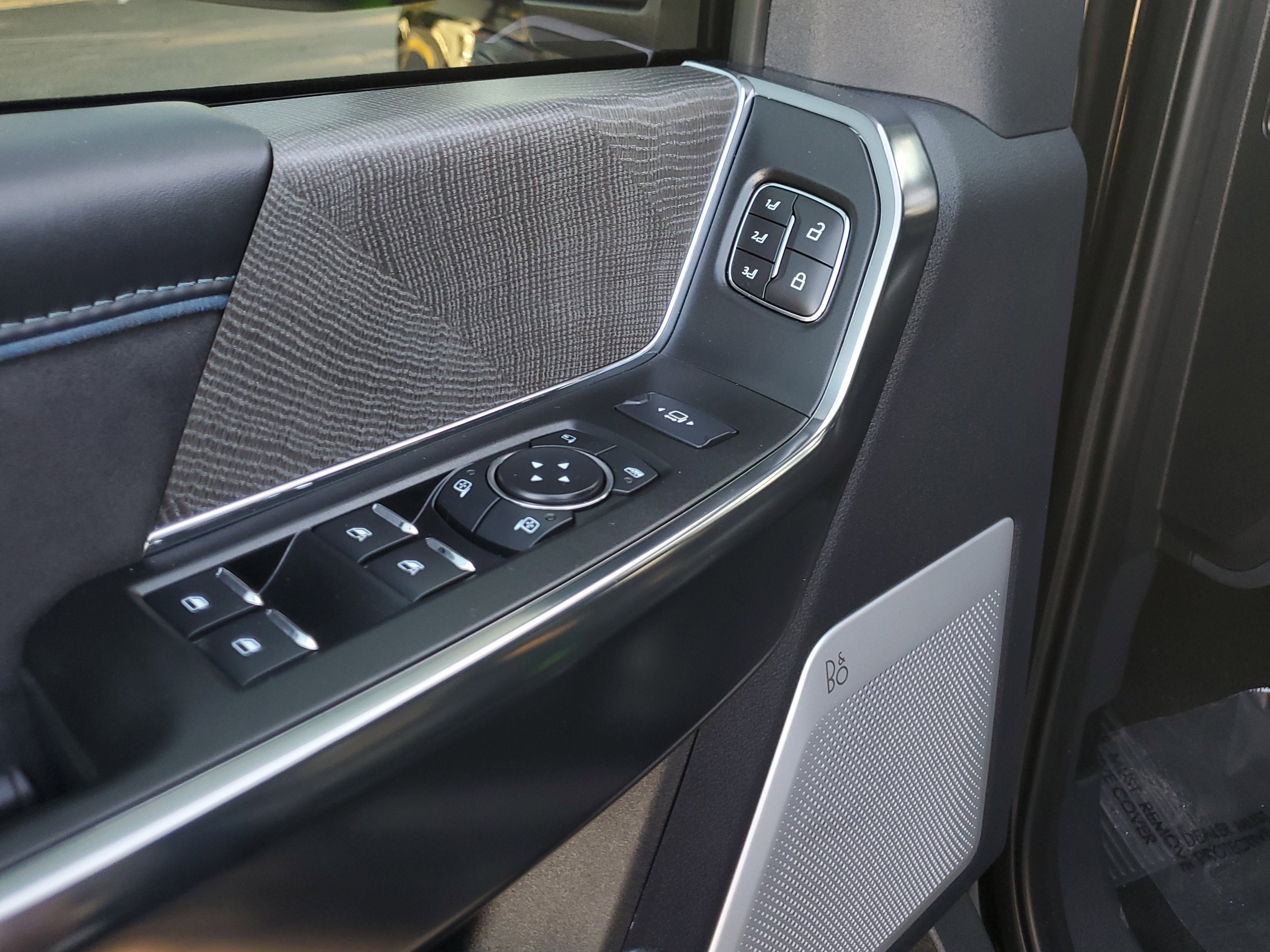 Certified 2025 Ford F250 Platinum image 19