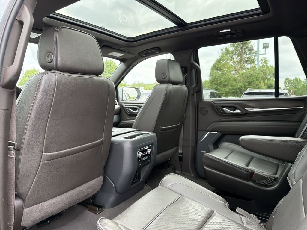Used 2023 GMC Yukon Denali RWD image 12
