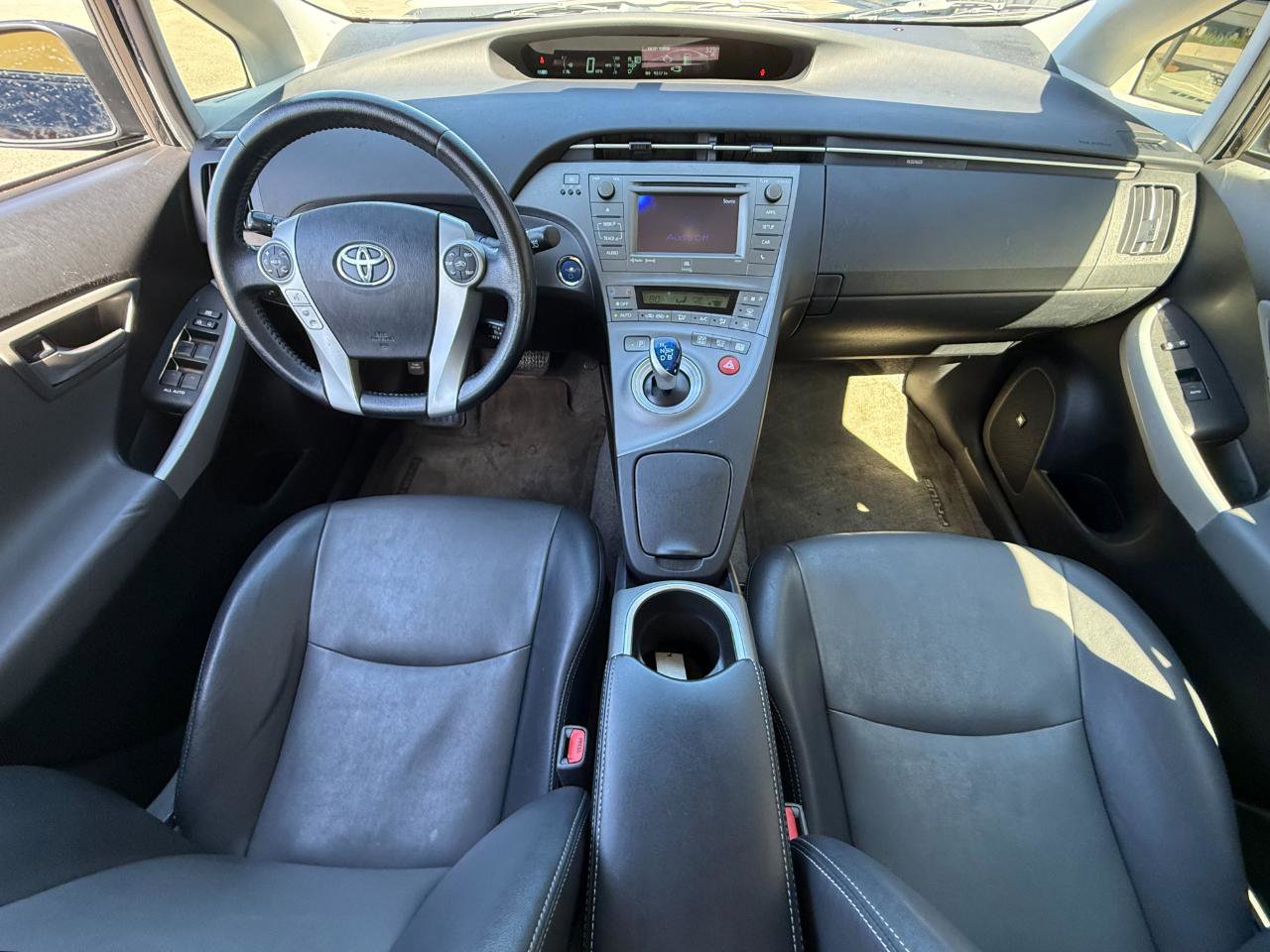 Used 2014 Toyota Prius Four FWD image 8