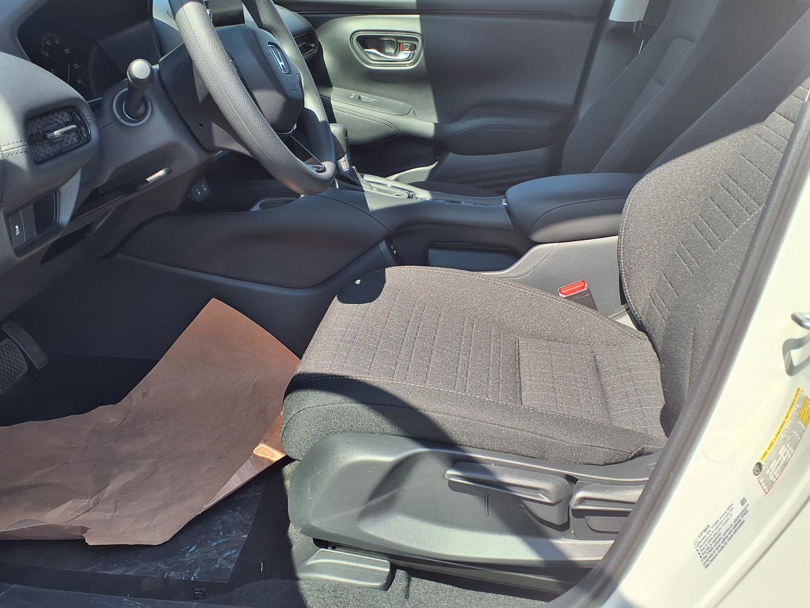 New 2027 Honda HR-V LX image 13