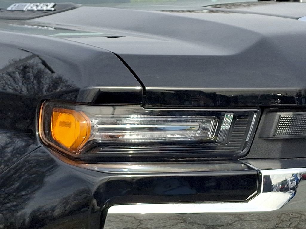 Used 2025 Chevrolet Silverado 2500 LT image 9