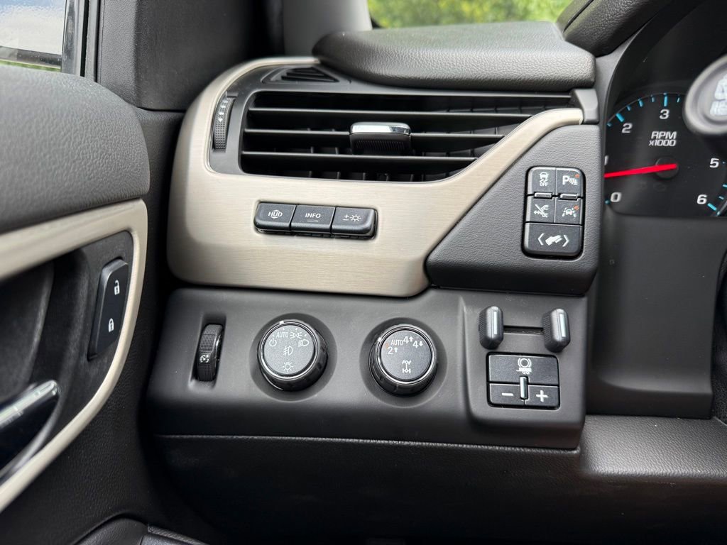 Certified 2020 GMC Yukon Denali w/ Denali Ultimate Package image 37