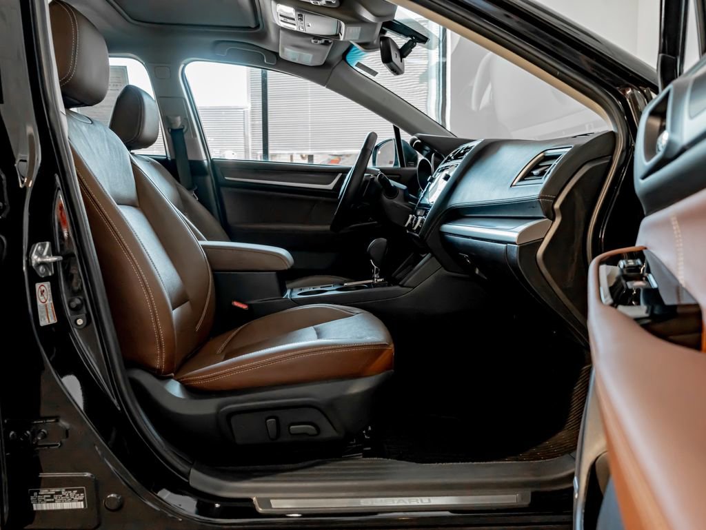 Used 2018 Subaru Outback 3.6R Touring image 29