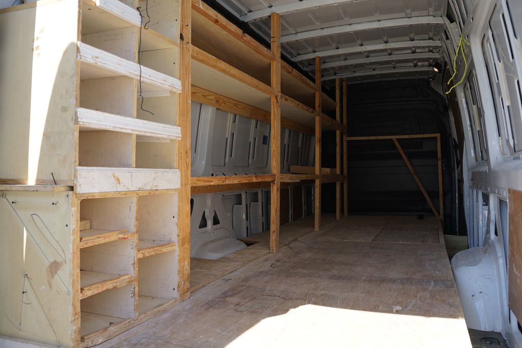 Used 2024 Mercedes-Benz Sprinter 2500 image 32