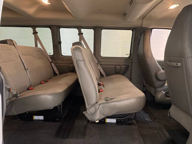 Used 2025 Chevrolet Express 3500 LT w/ LT Preferred Equipment Group RWD image 21