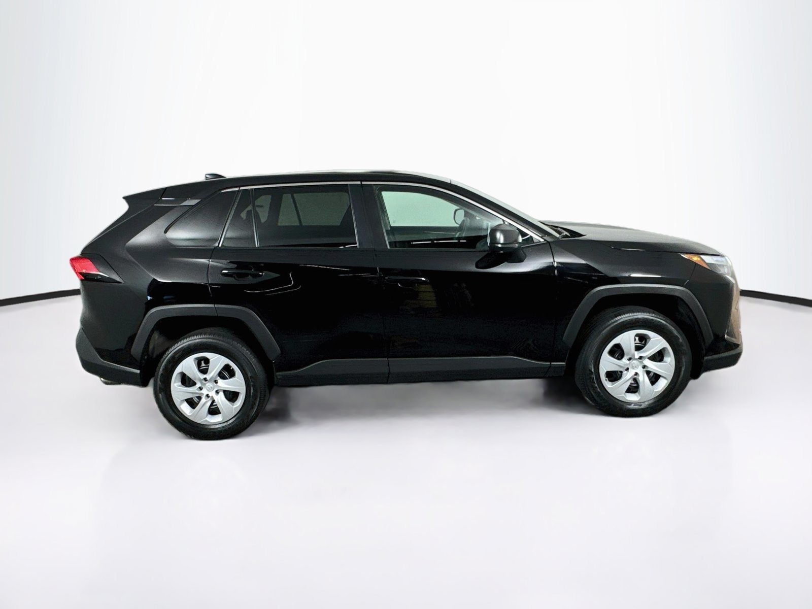Certified 2025 Toyota RAV4 LE AWD/4WD image 8