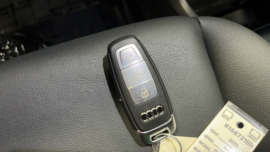 Used 2023 Audi Q4 e-tron Premium AWD/4WD image 20