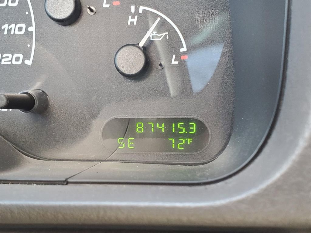 Used 2002 Ford Explorer XLT image 31