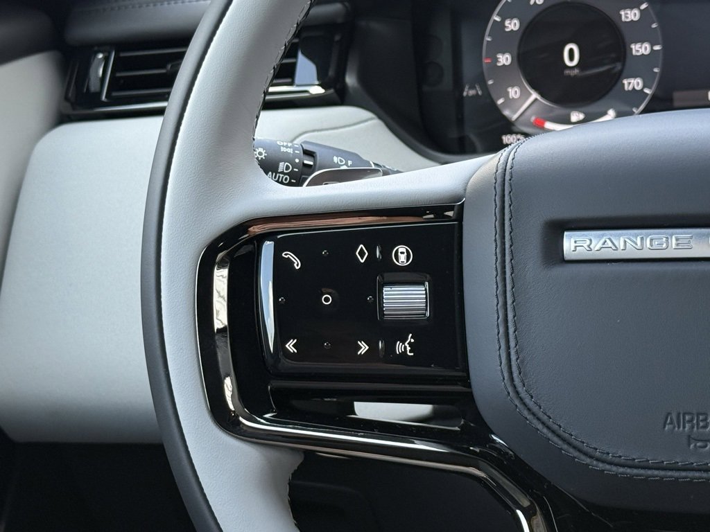 New 2026 Land Rover Range Rover Velar Dynamic SE image 18