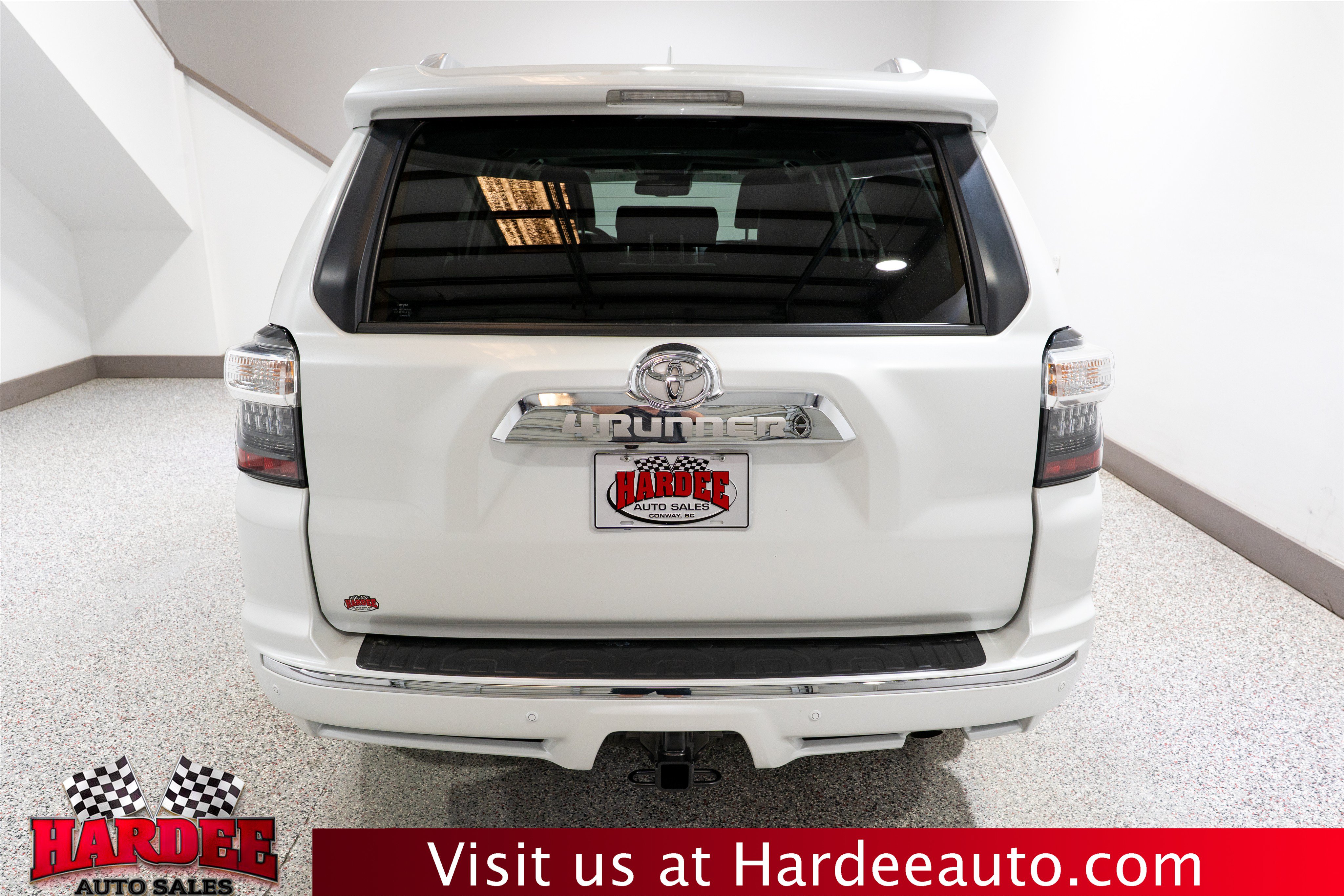 Used 2024 Toyota 4Runner Limited AWD/4WD image 4