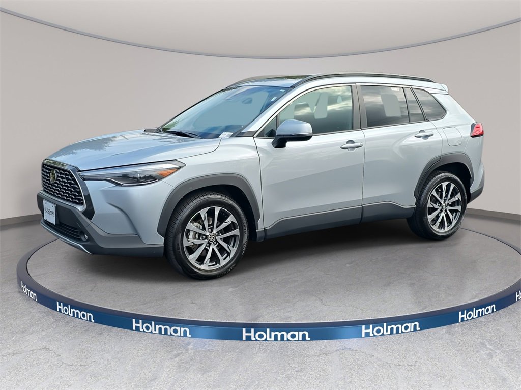 Used 2023 Toyota Corolla Cross XLE