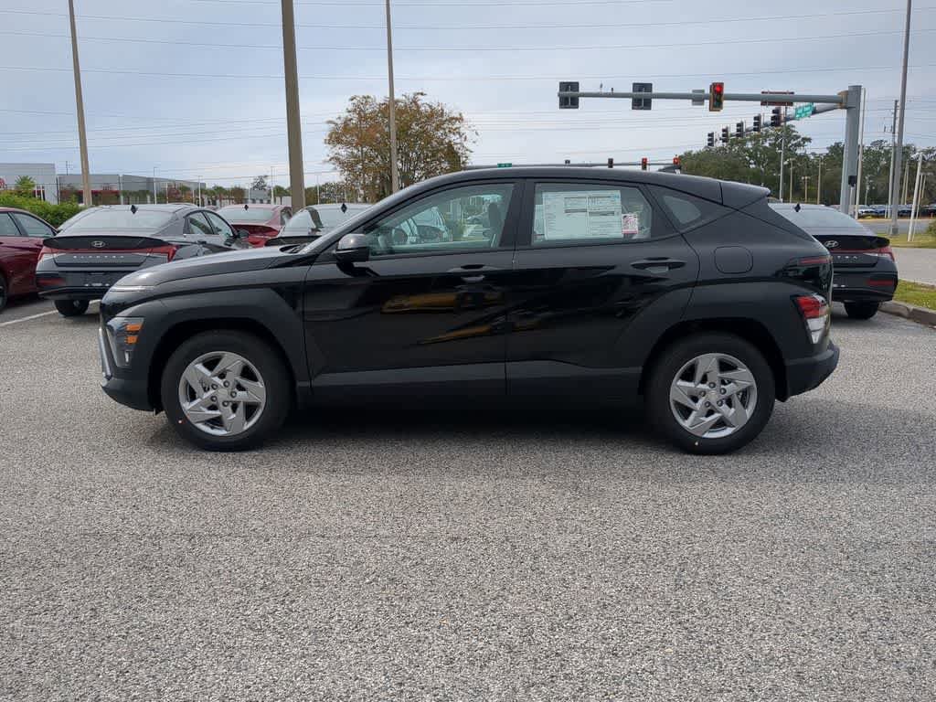 New 2026 Hyundai Kona SE image 3