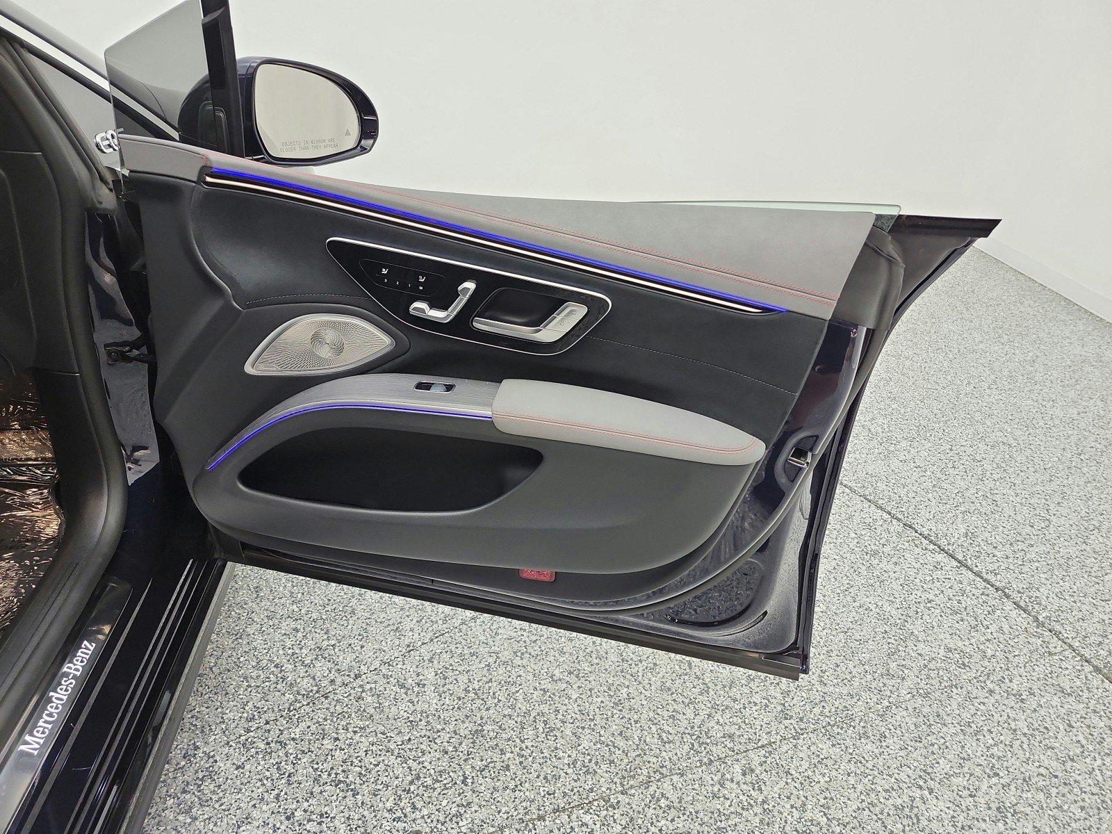 Certified 2022 Mercedes-Benz EQS 580 4MATIC Sedan image 20