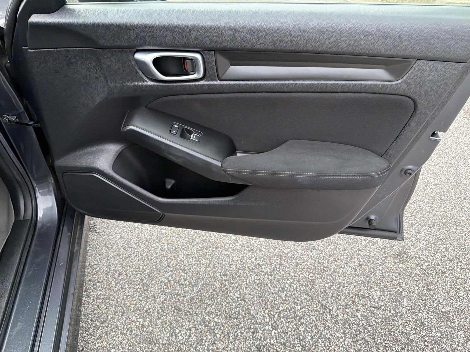 Used 2022 Honda Civic LX image 14