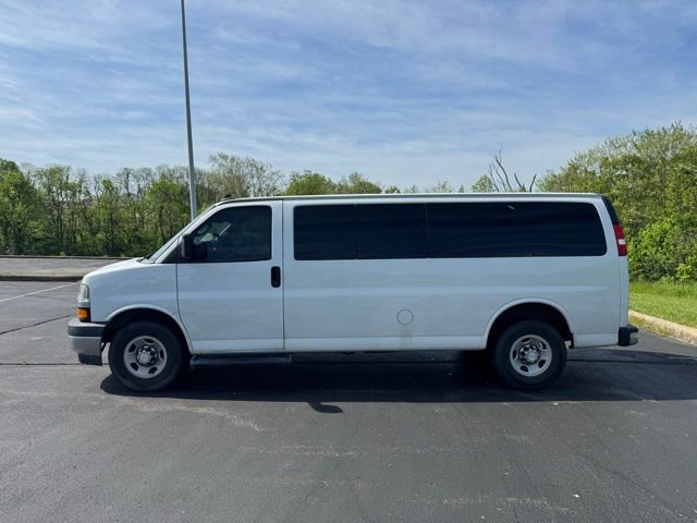 Used 2019 Chevrolet Express 3500 LT w/ LT Preferred Equipment Group RWD image 7