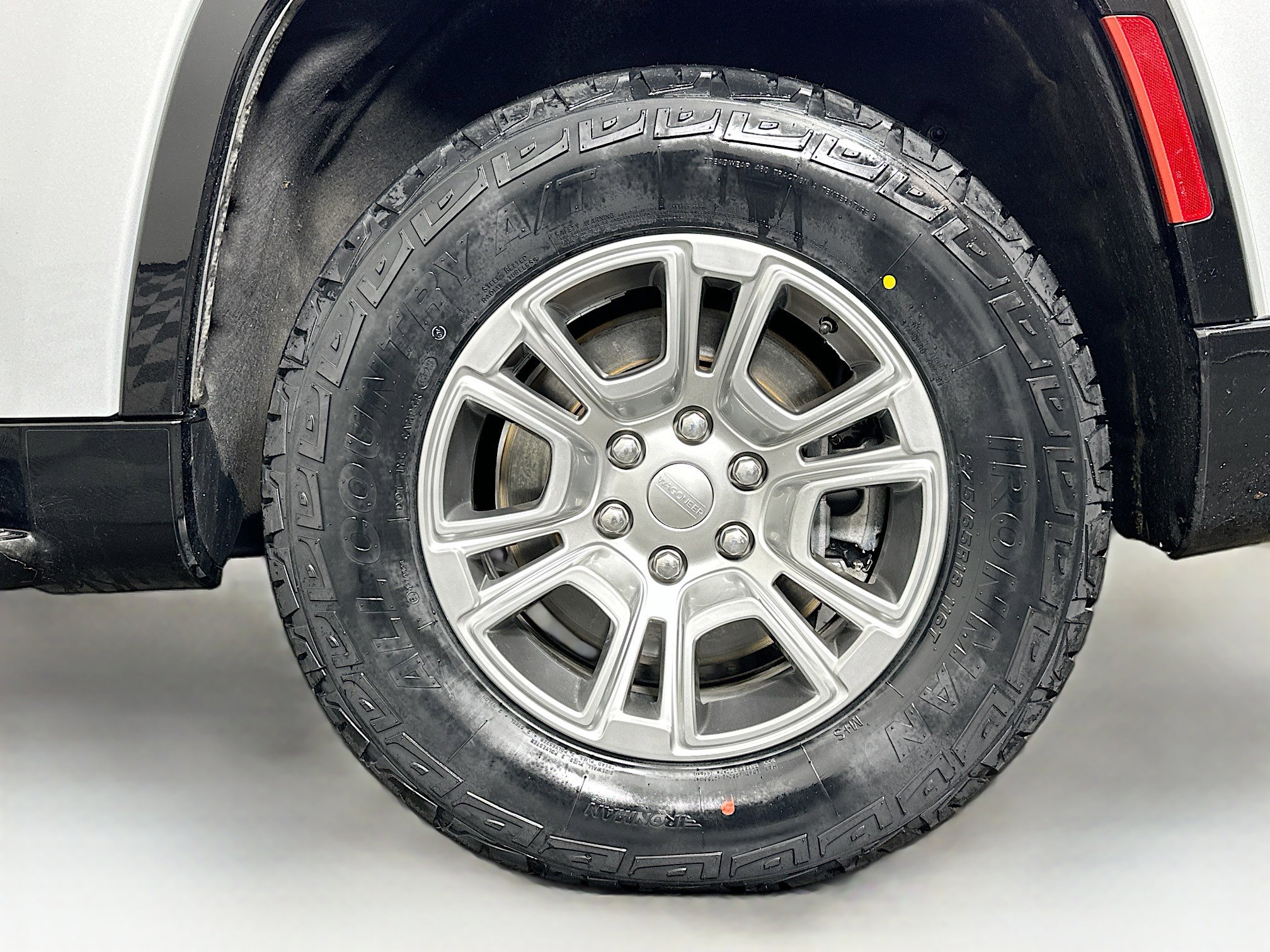 Used 2022 Jeep Wagoneer Series I w/ Rear Seat Video Group 1 image 11