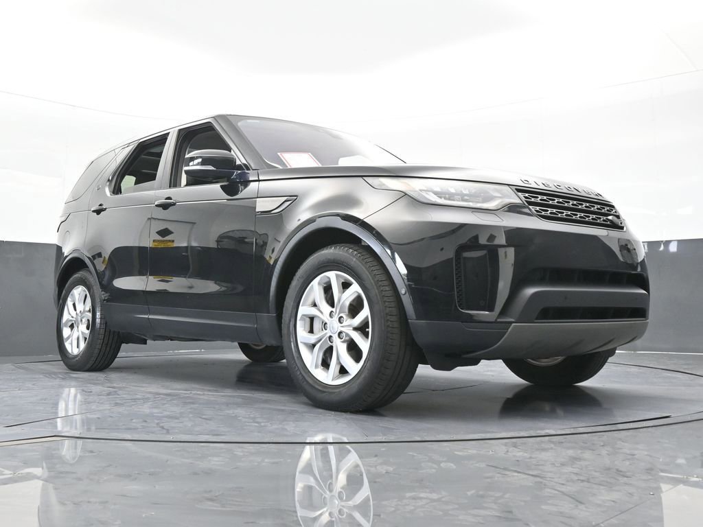 Used 2020 Land Rover Discovery SE image 60