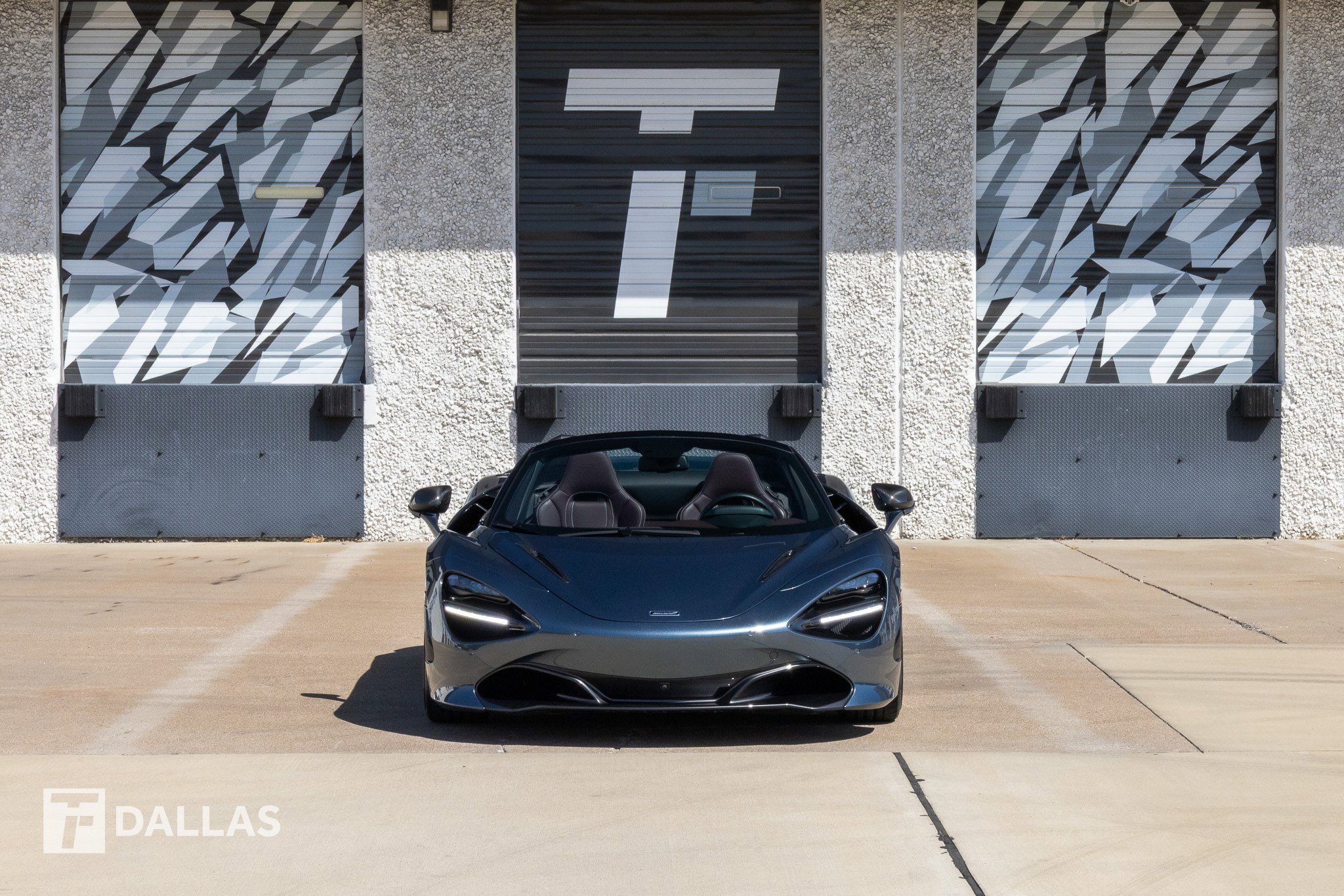 Used 2020 McLaren 720S Spider image 3
