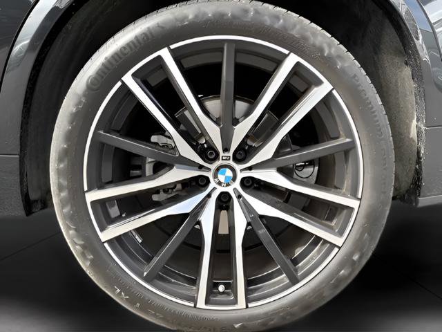 Used 2023 BMW X5 xDrive40i w/ M Sport Package image 9