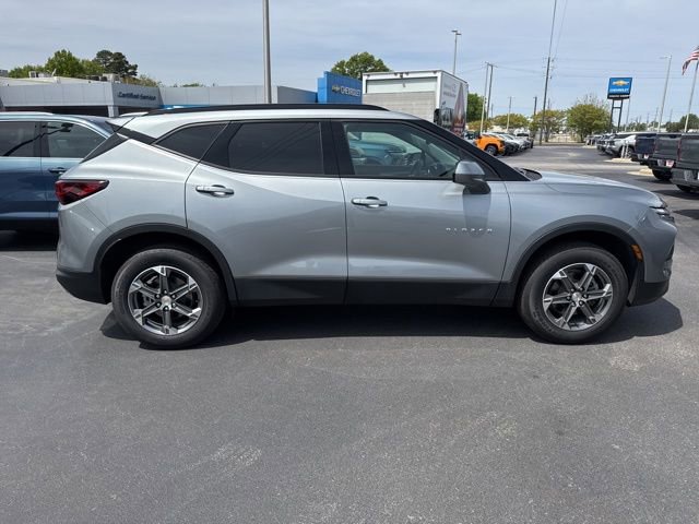 Used 2024 Chevrolet Blazer LT w/ Convenience Package image 6
