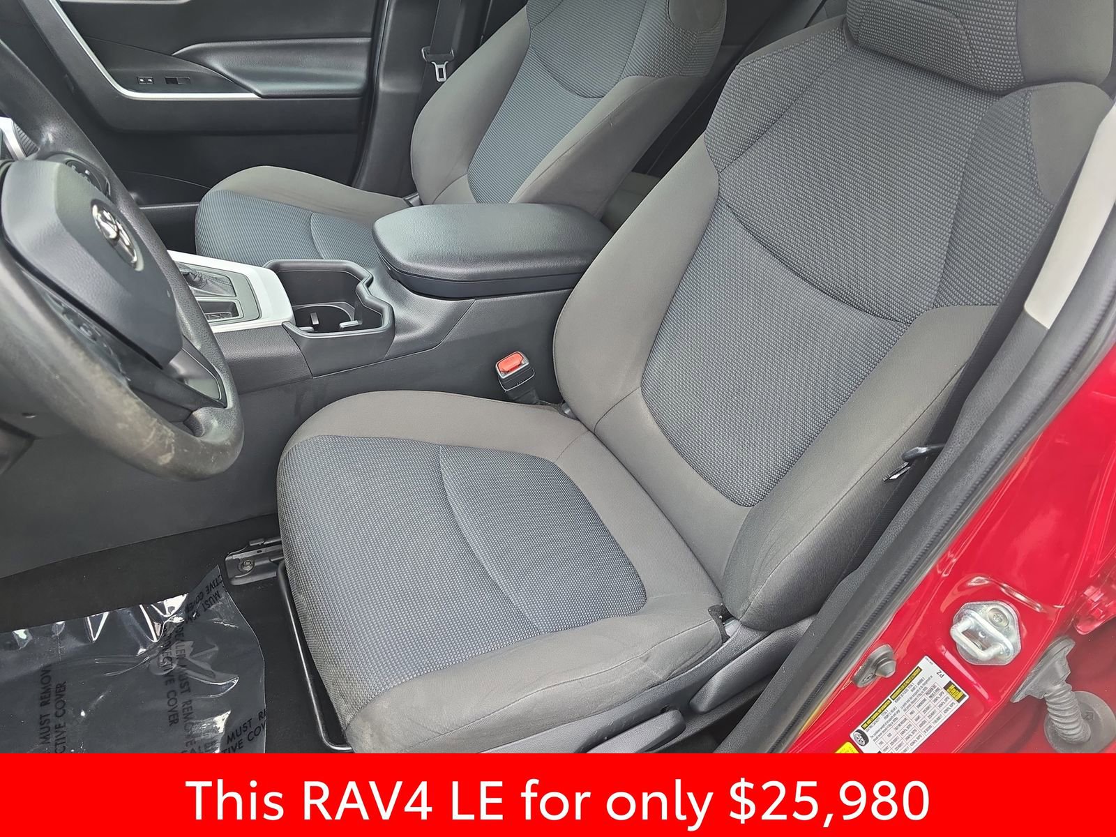 Used 2022 Toyota RAV4 LE image 20