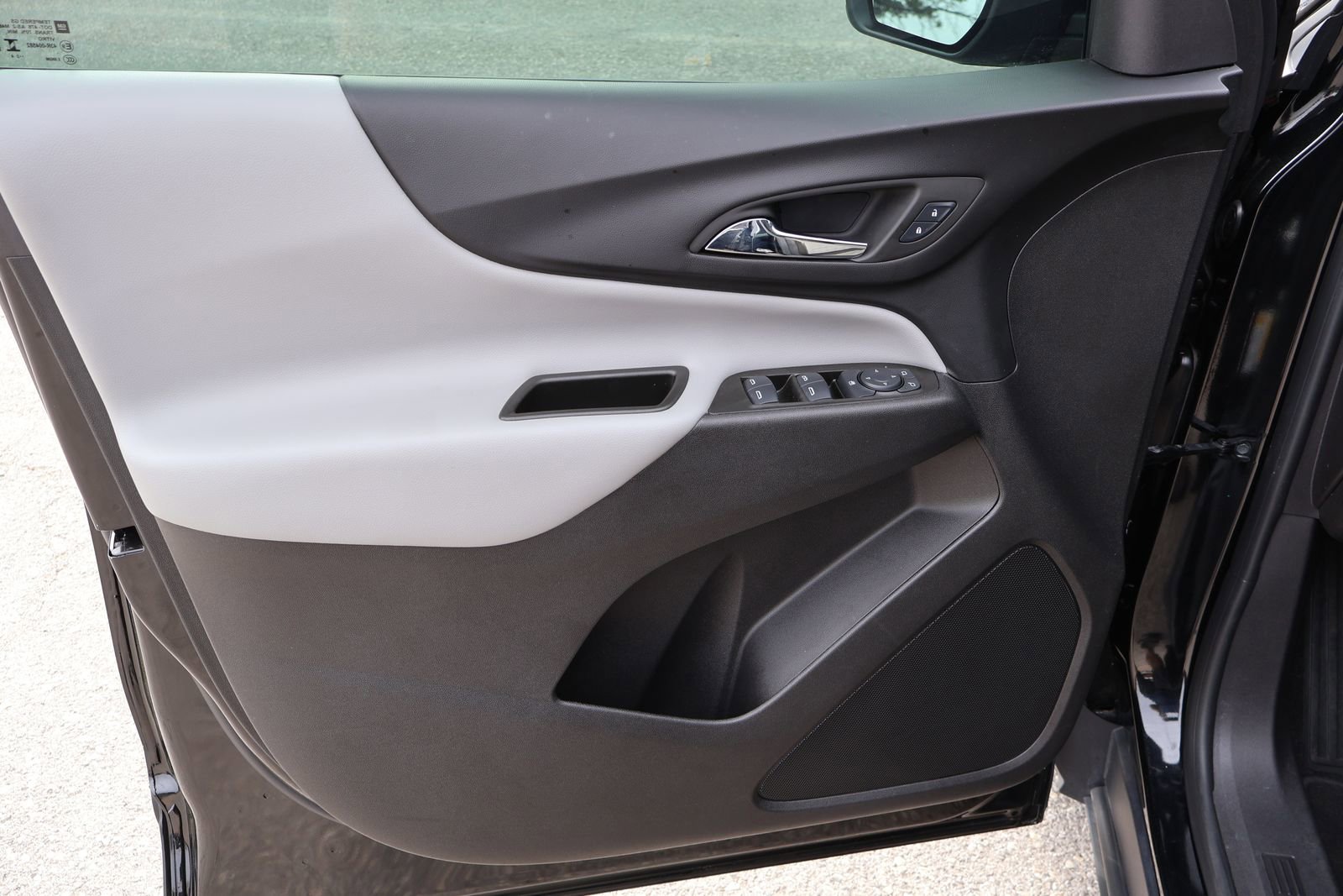 Used 2024 Chevrolet Equinox LS w/ LS Convenience Package FWD image 15