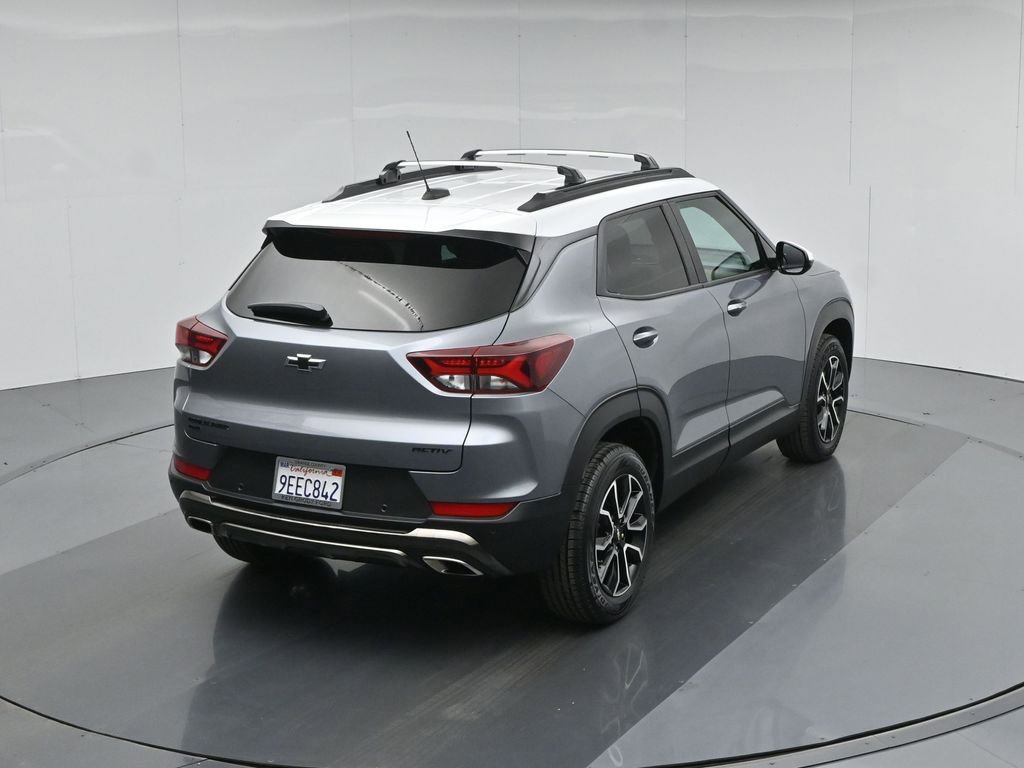 Used 2021 Chevrolet TrailBlazer ACTIV w/ Technology Package image 39