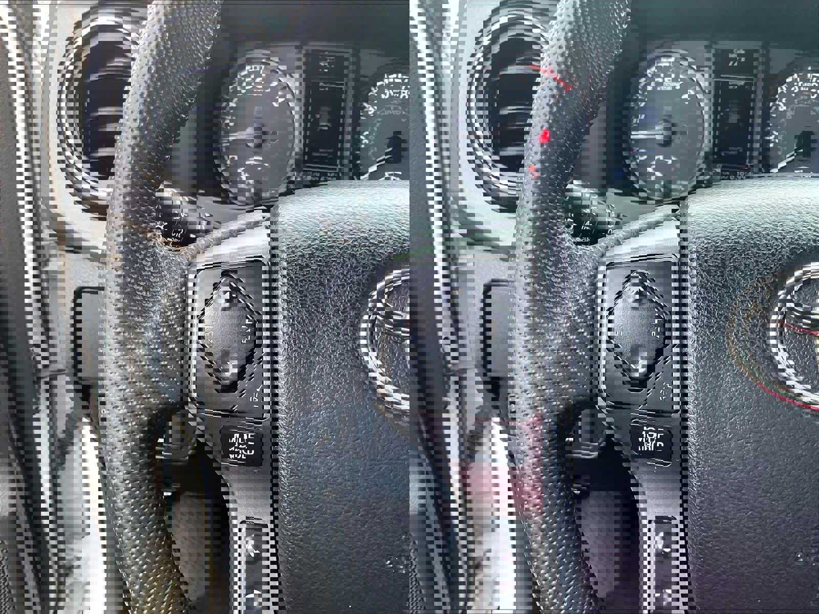 Used 2023 Toyota Tacoma TRD Sport w/ Black Out Package (TMS) image 19