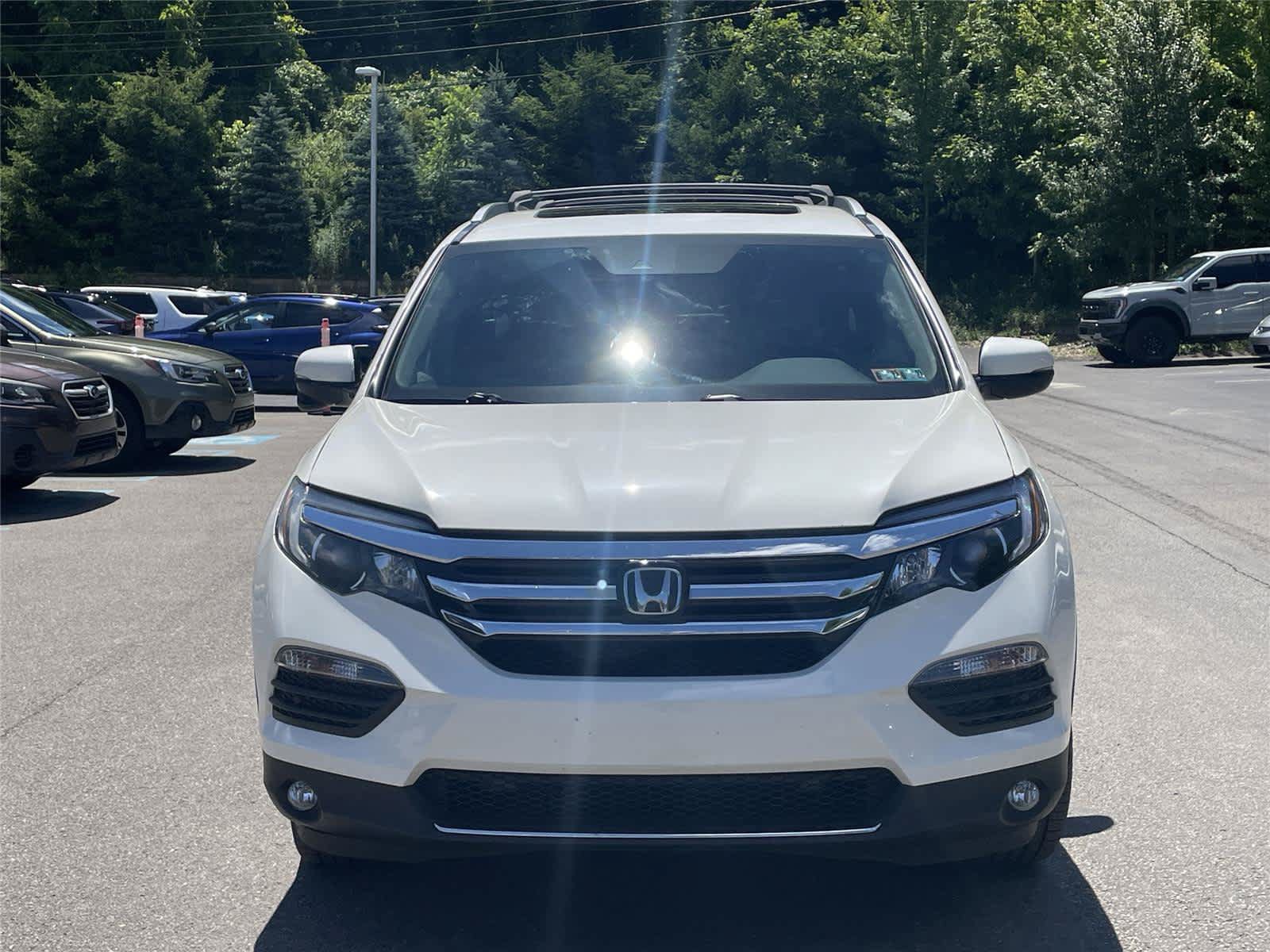 Used 2016 Honda Pilot Touring image 8