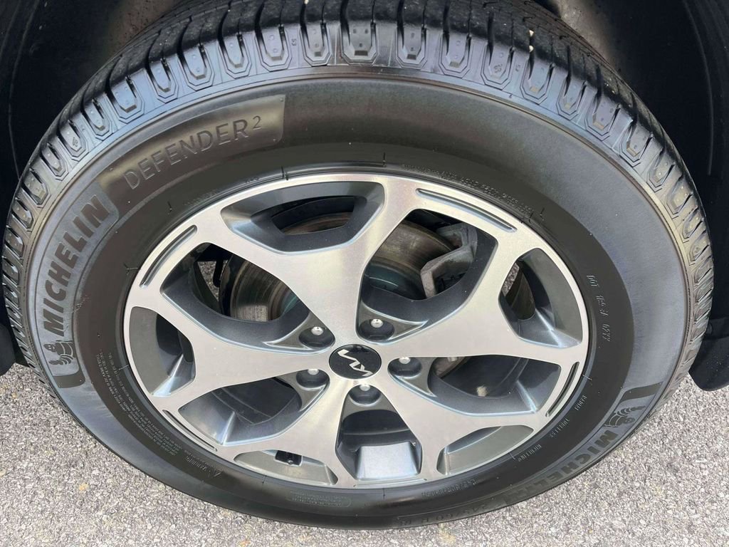 Used 2022 Kia Telluride EX image 37