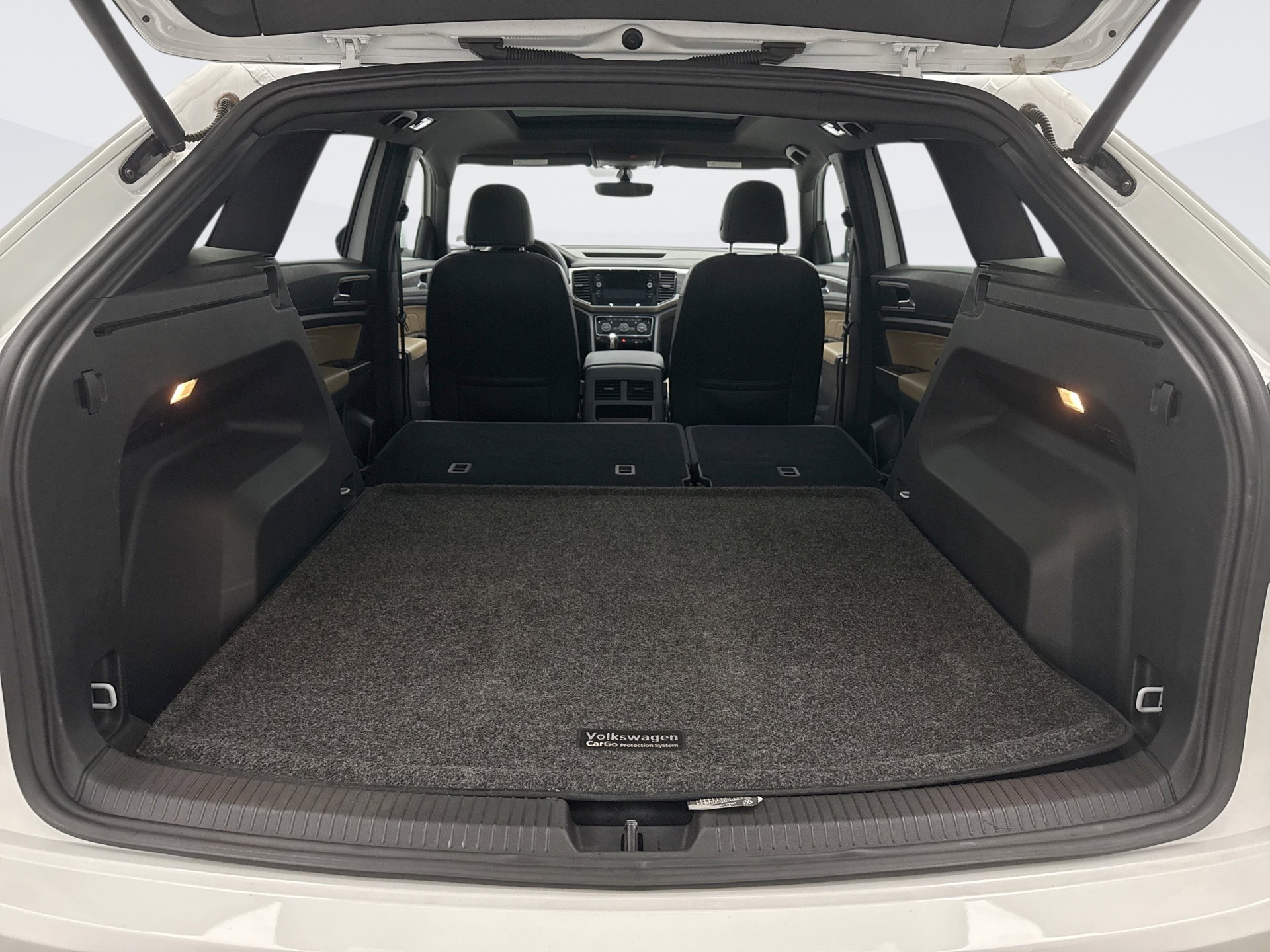 Used 2022 Volkswagen Atlas Cross Sport SE w/ Panoramic Sunroof Package image 22