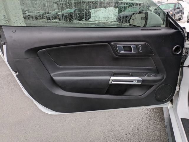 Used 2019 Ford Mustang Coupe RWD image 6