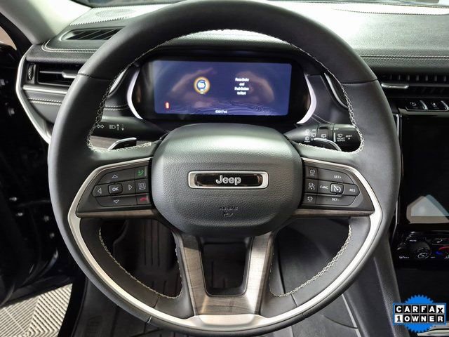 Used 2024 Jeep Grand Cherokee L Limited w/ Black Appearance Package image 11