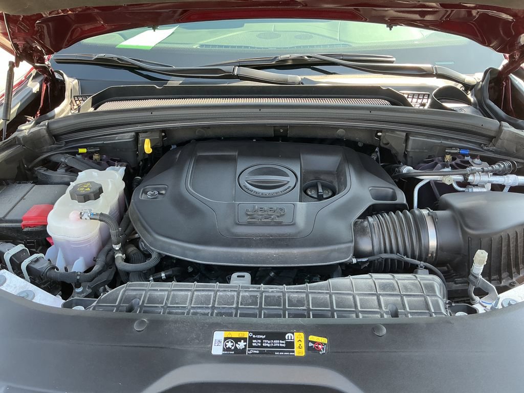 Certified 2023 Jeep Grand Cherokee Overland AWD/4WD image 26