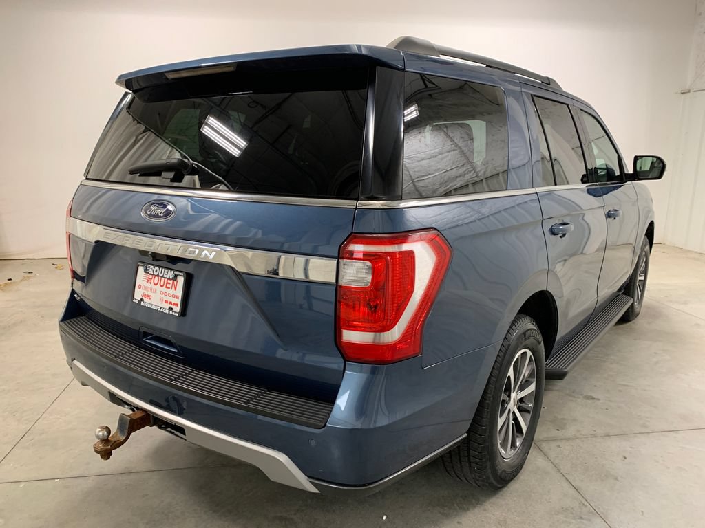 Used 2018 Ford Expedition XLT w/ Equipment Group 201A AWD/4WD image 8
