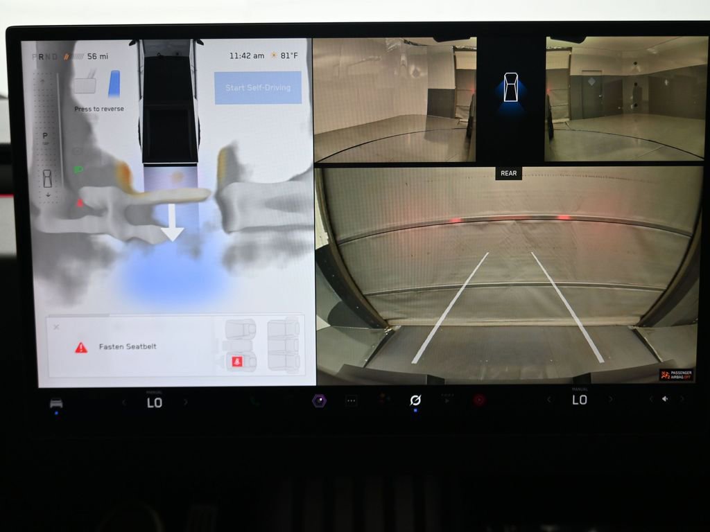 Used 2024 Tesla Cybertruck AWD Crew Cab image 18