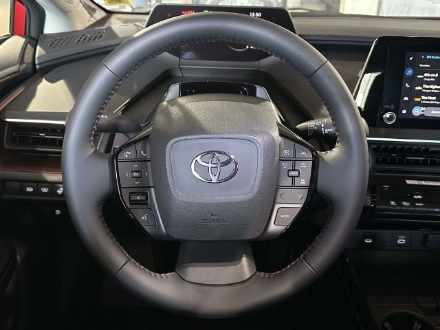New 2027 Toyota Prius Plug-In Hybrid FWD image 13