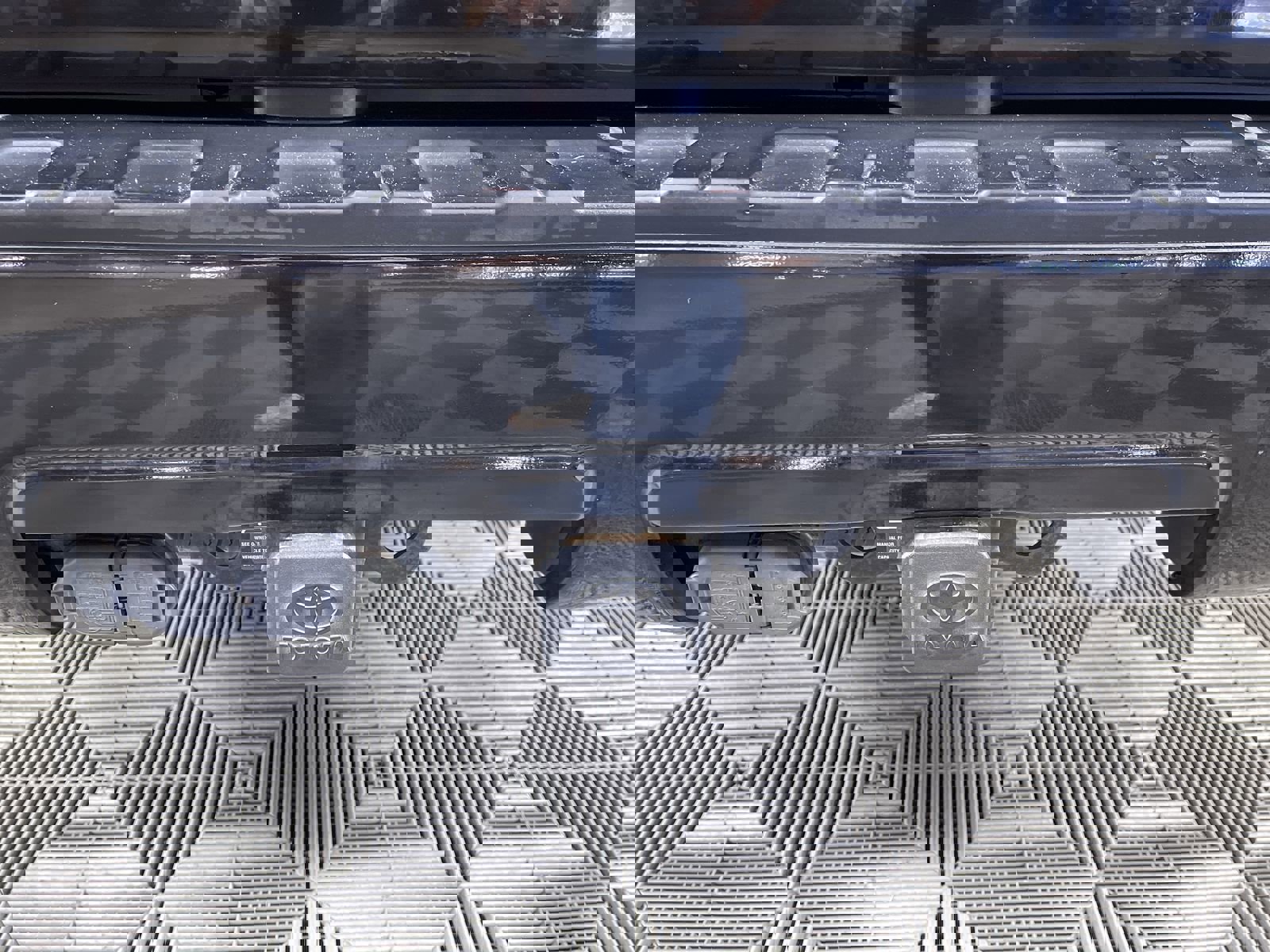 Used 2014 Toyota Sequoia Limited image 26