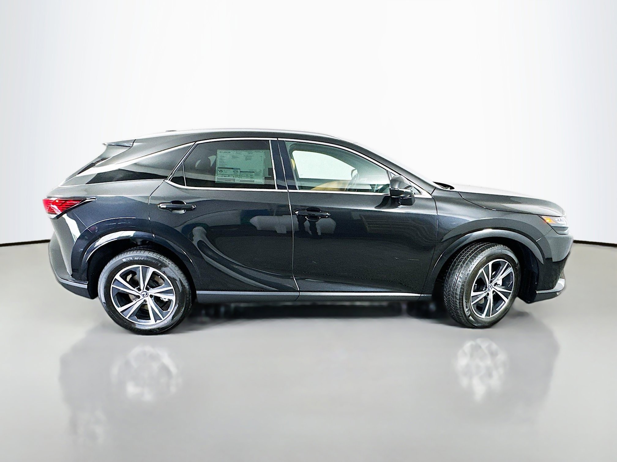 Used 2025 Lexus RX 350 Premium image 8