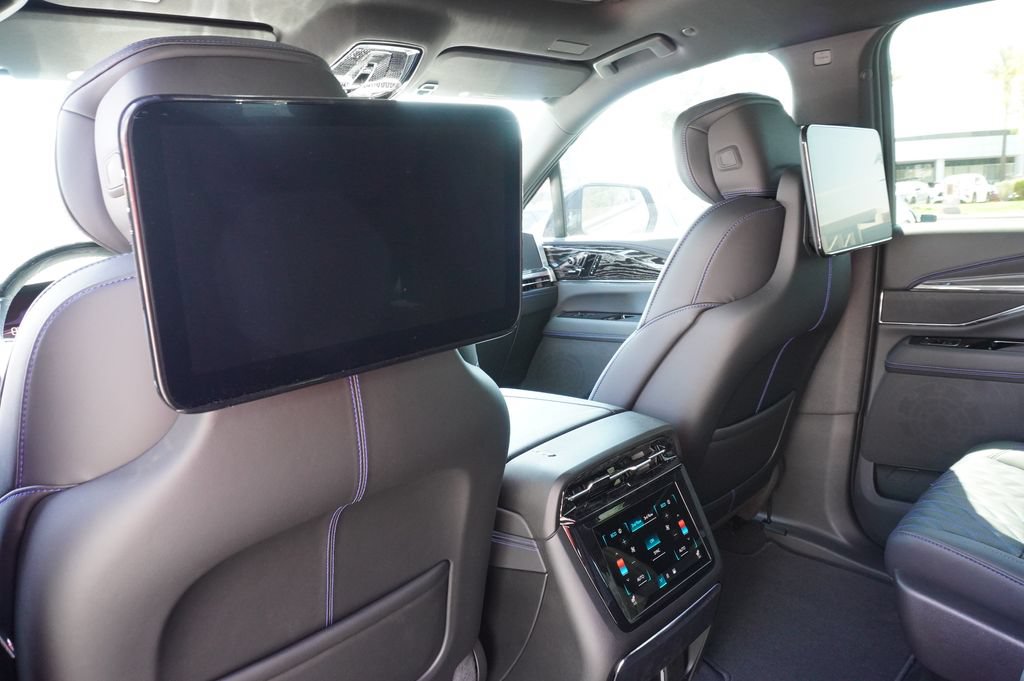 New 2025 Cadillac Escalade IQ Sport 1 w/ Smart Trailering package AWD/4WD image 11