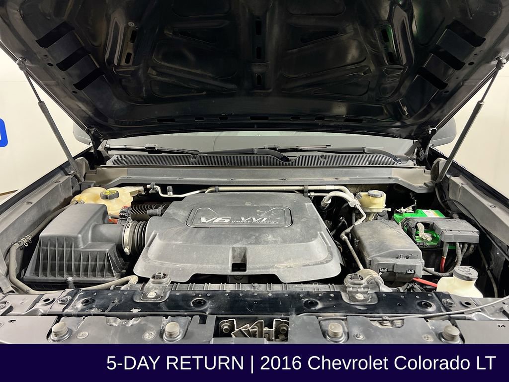 Used 2016 Chevrolet Colorado LT w/ Midnight Edition image 32