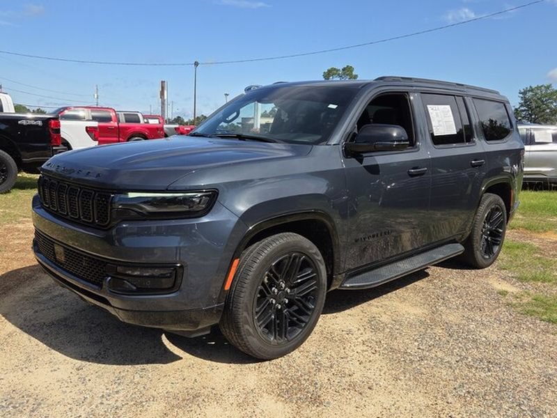Used 2025 Jeep Wagoneer Series II w/ Premium Group I RWD image 4