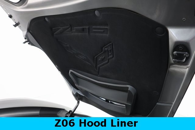 Used 2016 Chevrolet Corvette Z06 w/ 3LZ Preferred Equipment Group image 45