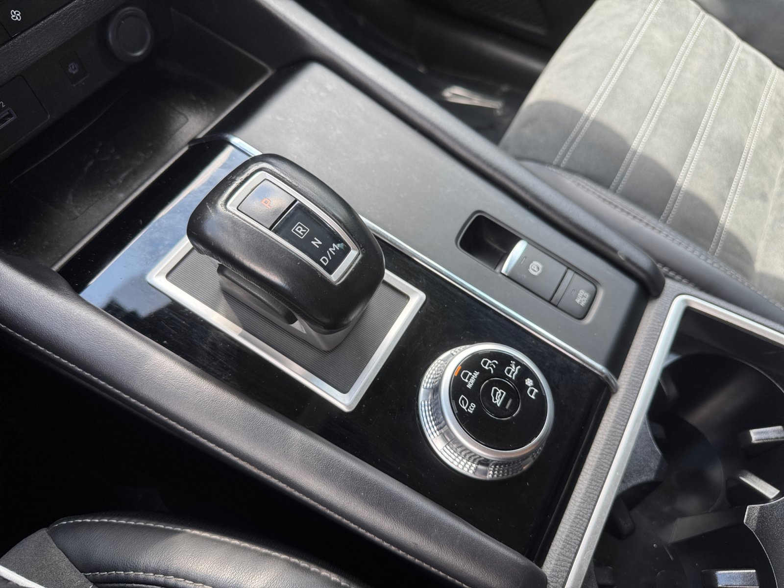 Used 2022 Mitsubishi Outlander SE FWD image 21