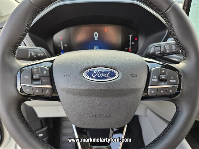 New 2025 Ford Escape SE image 21